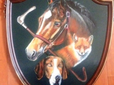 Horse, Fox and Hound Crest